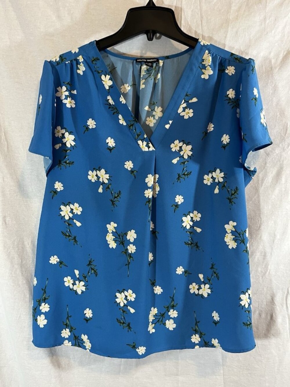 Hilary Radley Women’s XL Blue Floral Short Sleeve Blouse